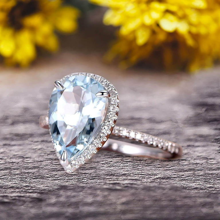 1.75 Carat 8x5mm Pear shaped Aquamarine Engagement Ring 10k White