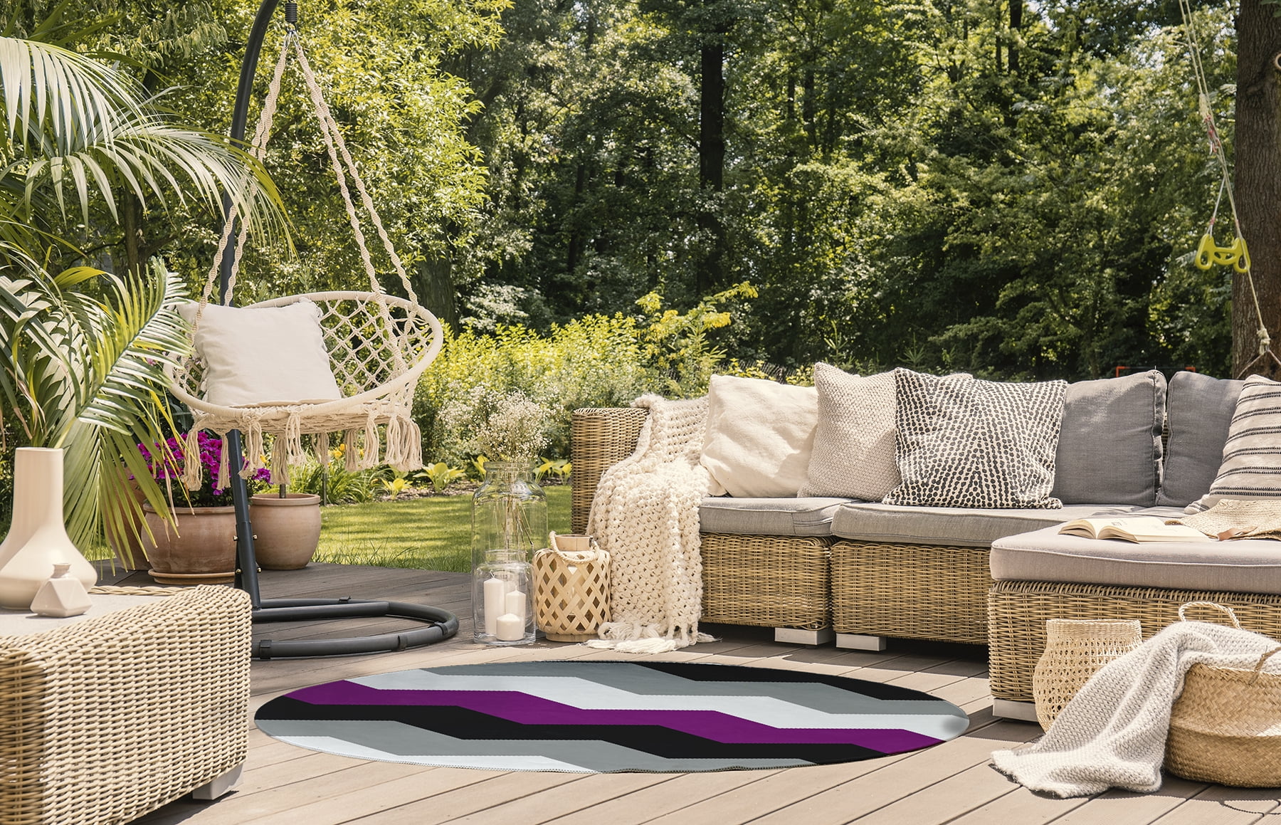 Simply Daisy 5' Round Asexual Chevron Asexual Chevron Chenille Indoor/Outdoor Rug