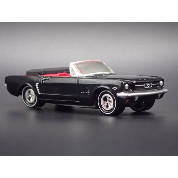 Open Box 1965 65 FORD MUSTANG CONVERTIBLE BLACK 1:64 SCALE DIORAMA DIECAST MODEL CAR