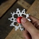 thumbnail image 3 of Herramienta multiusos 22 en 1 con forma de copo de nieve y llave de tarjeta multifuncional, regalo para hombres, color plateado, 3 of 4