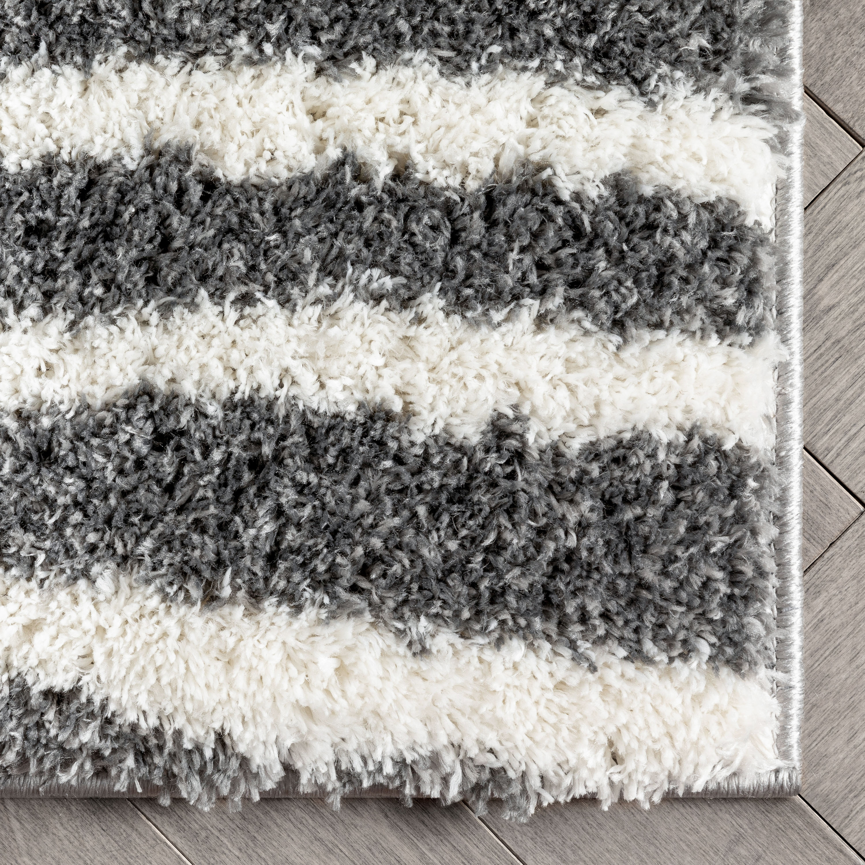 Raleigh 99w Rug – Refined Carpet