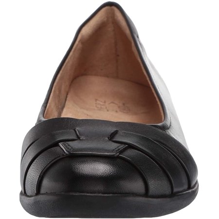 naturalizer freeport flat