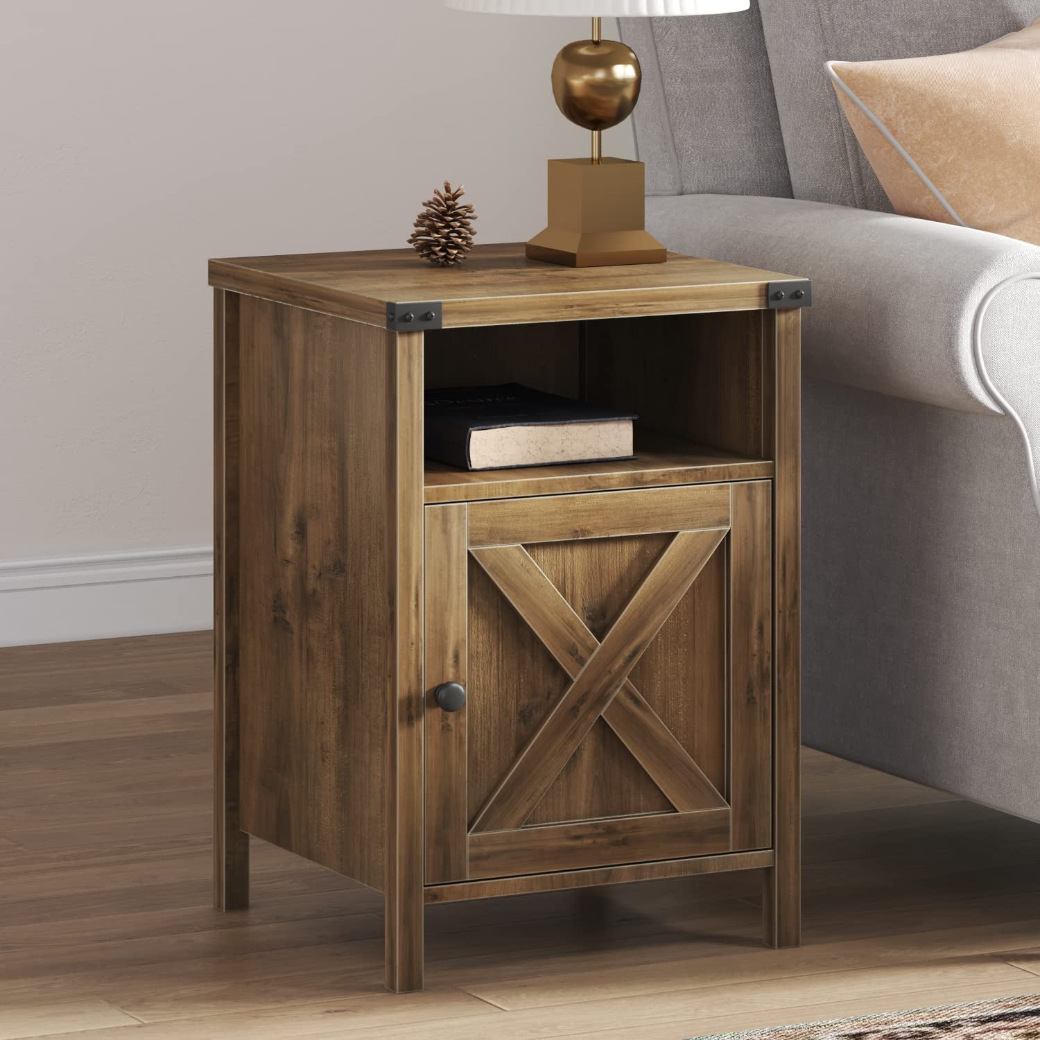 4 EVER WINNER Farmhouse Barn Door Side Table, Rustic Oak End Table with Barn Door Storage, Industrial Side Table for Living Room