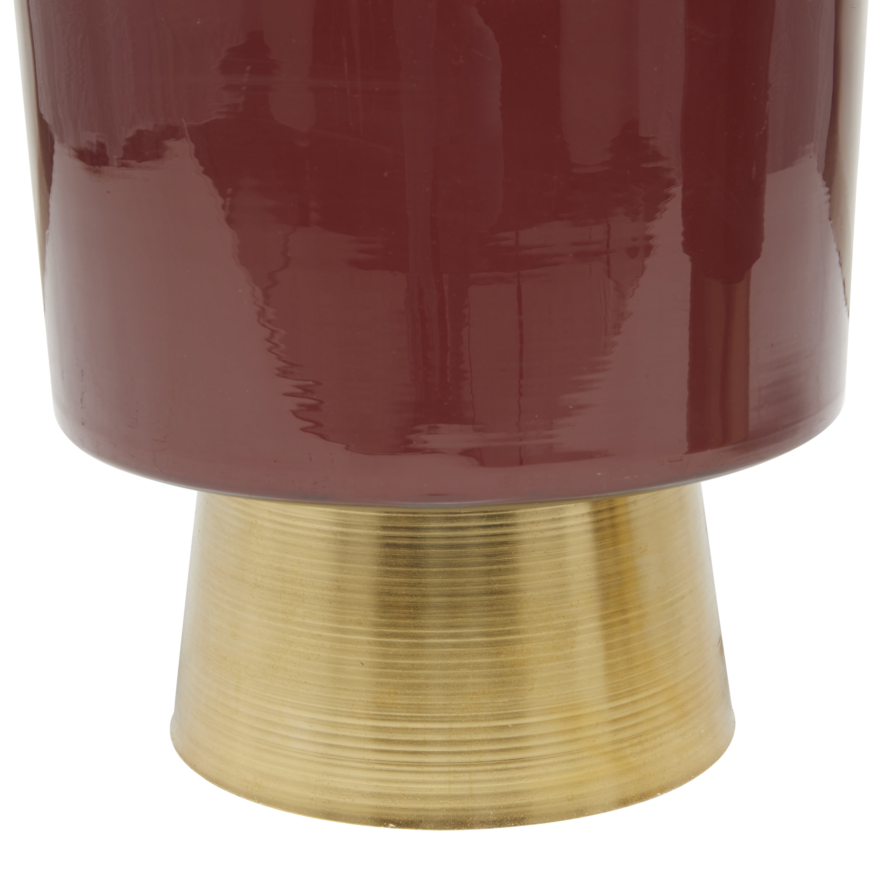 CosmoLiving by Cosmopolitan 11", 10", 9"H Red Metal Planter with Gold Base (3 Count)