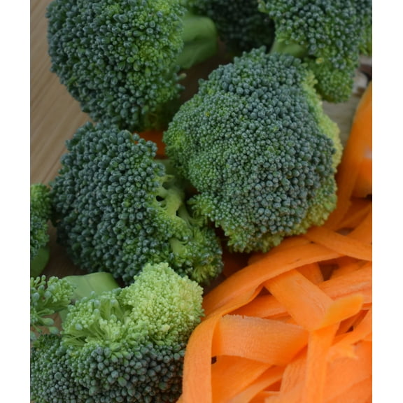 SEEDS = = Broccoli Calabrese- 100 Seeds -Quality Vegetable- Heirloom -natural non gmo - = Serendipity Seeds