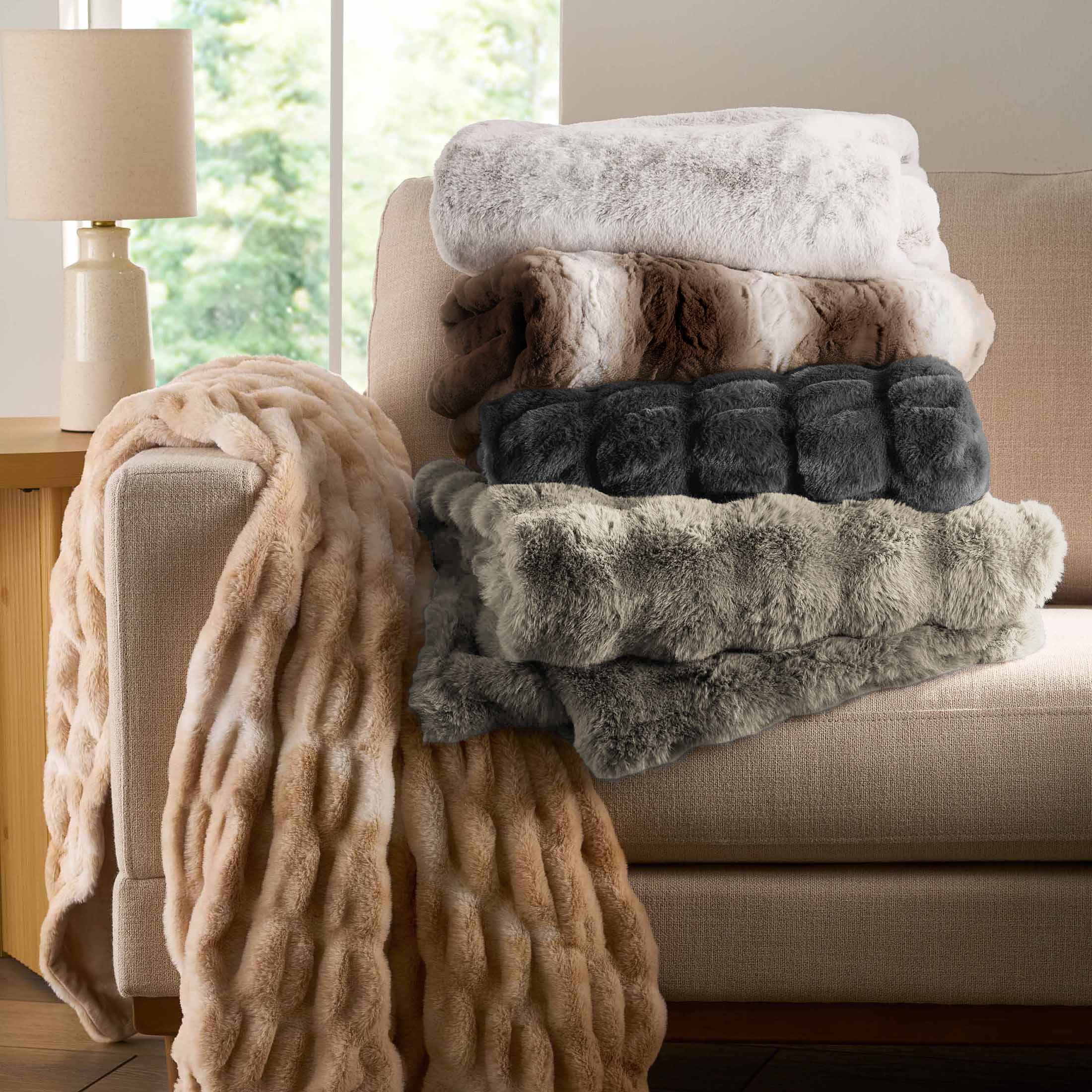 Better Homes & Gardens Brown Ombre Faux Fur Throw, 50" x 72", Adult/Teen