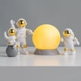 thumbnail image 2 of Estatua de , armario, librería, estatuil de espaciador de Amarillo dorado Sunnimix Figura estatua de astronauta, 2 of 8
