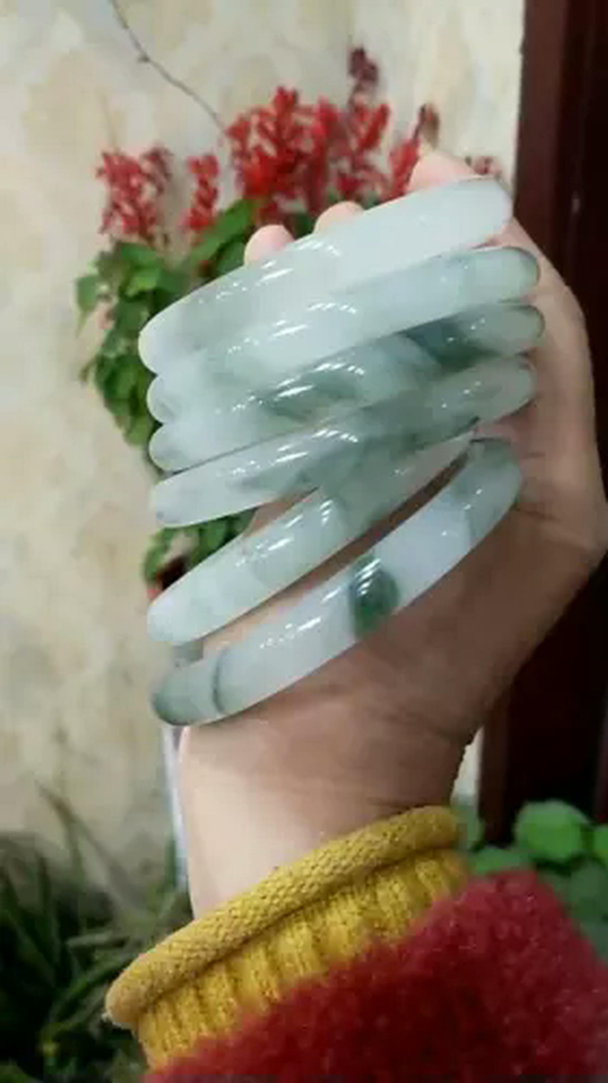 HOOUN Natural Green Jade Bangles for Women Round Jade Bracelet for Girls-58mm/2.28''