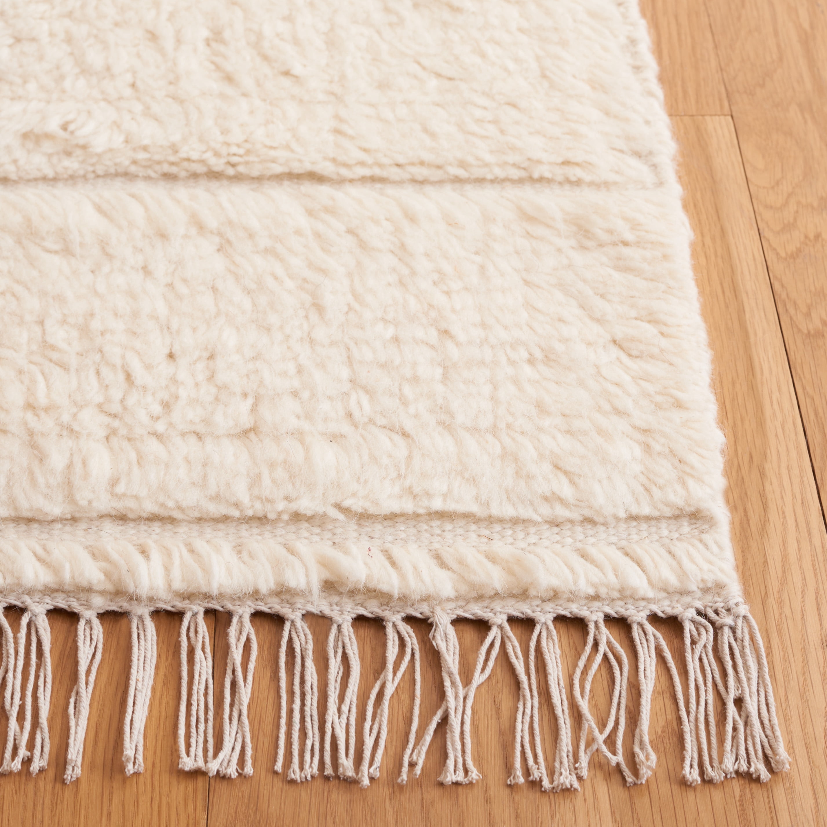 Safavieh Kenya Milan Geometric Area Rug, Ivory, 8' x 10'