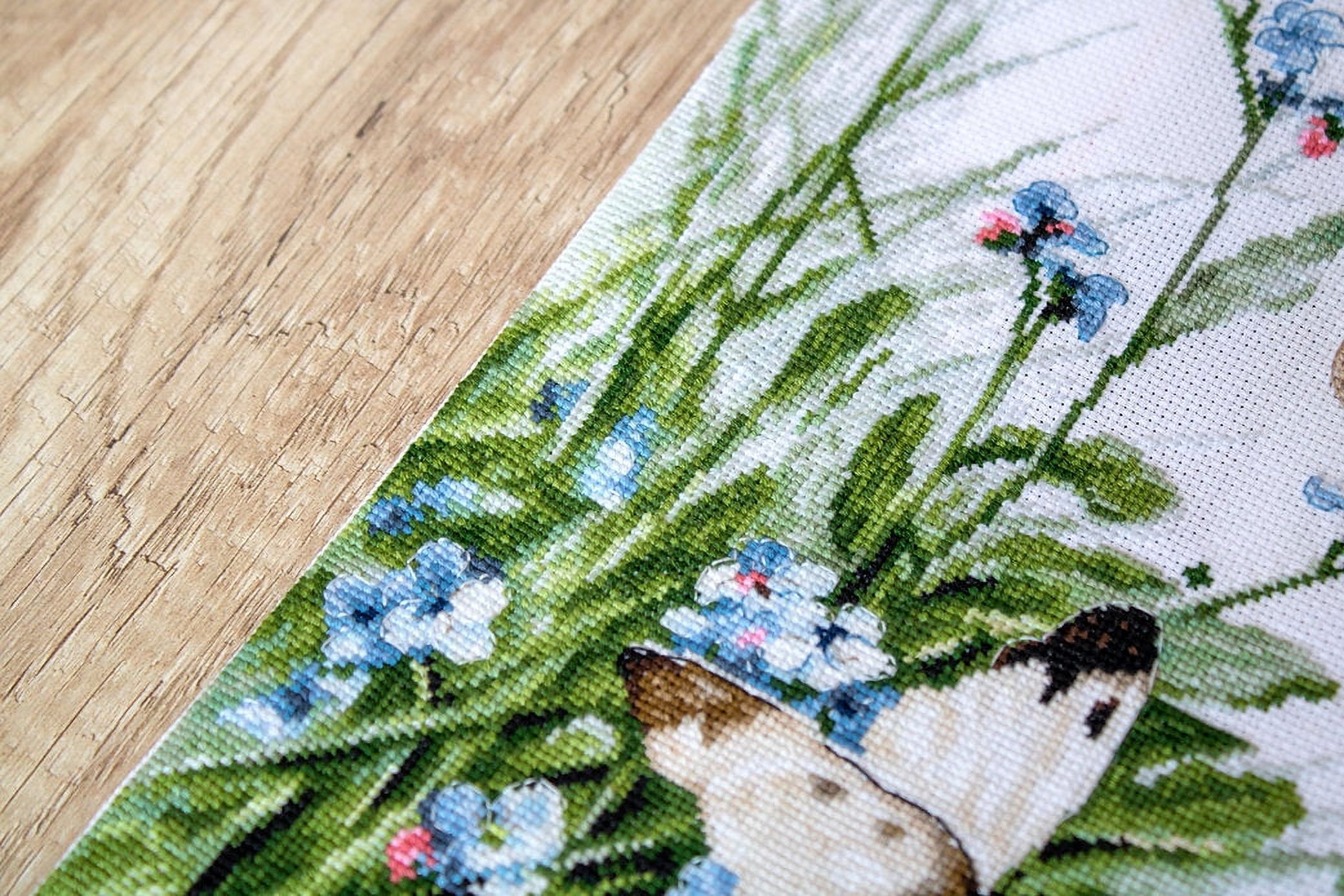 Counted Cross Stitch Kit Butterflies and bluebird flowers Leti939