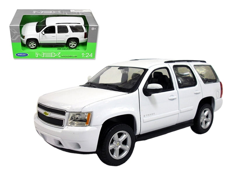2008 Chevy Tahoe SUV Diecast Car 1:24 Welly 8 inch White Street Version