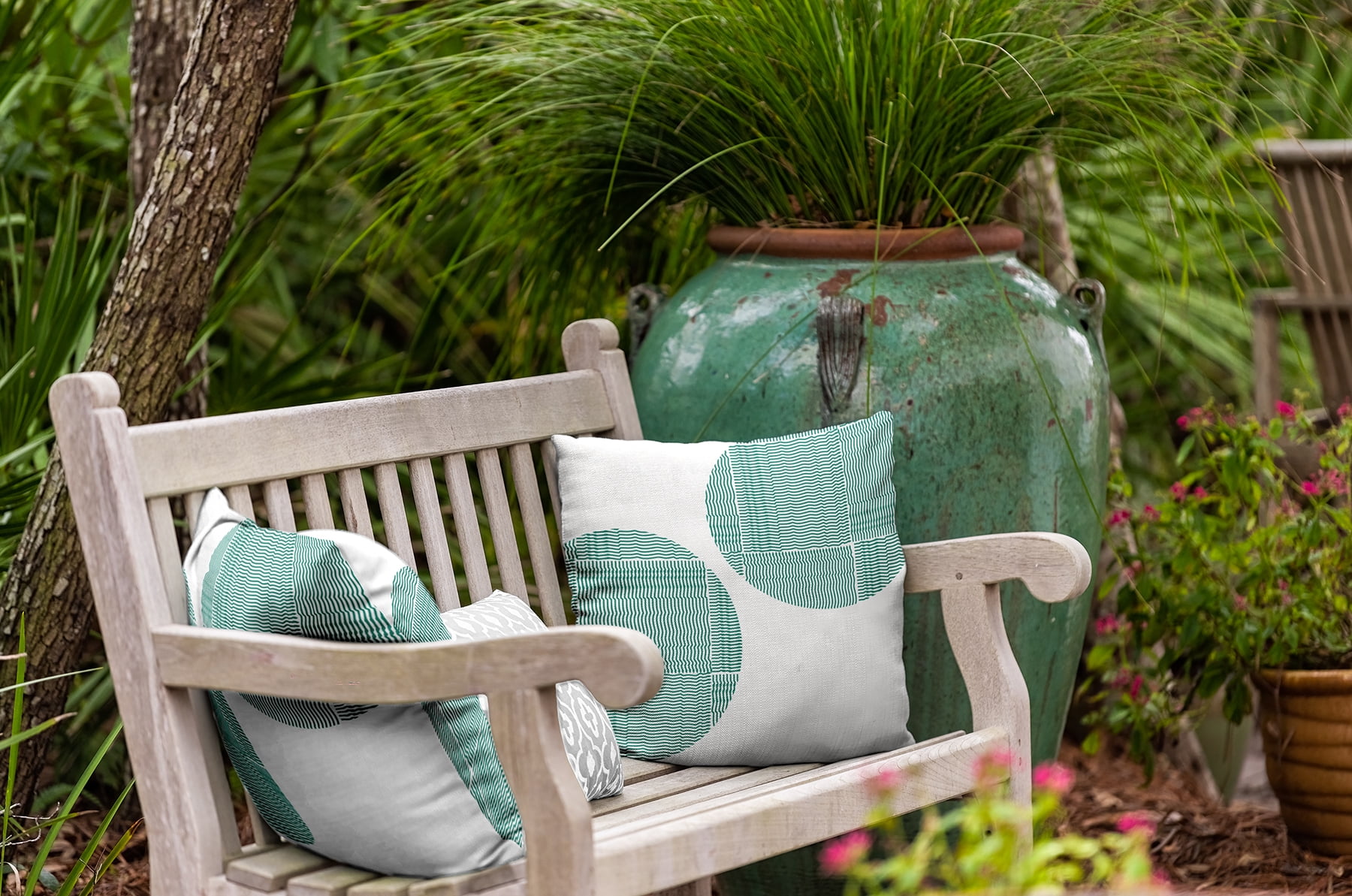 20" x 20" Simply Daisy Circles and Squares Indoor/Outdoor Pillow, Kelly Green Qty 1