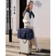 thumbnail image 2 of Bolso de viaje tipo duffel BAGSMART 31 L resistente al agua azul marino, 2 of 8