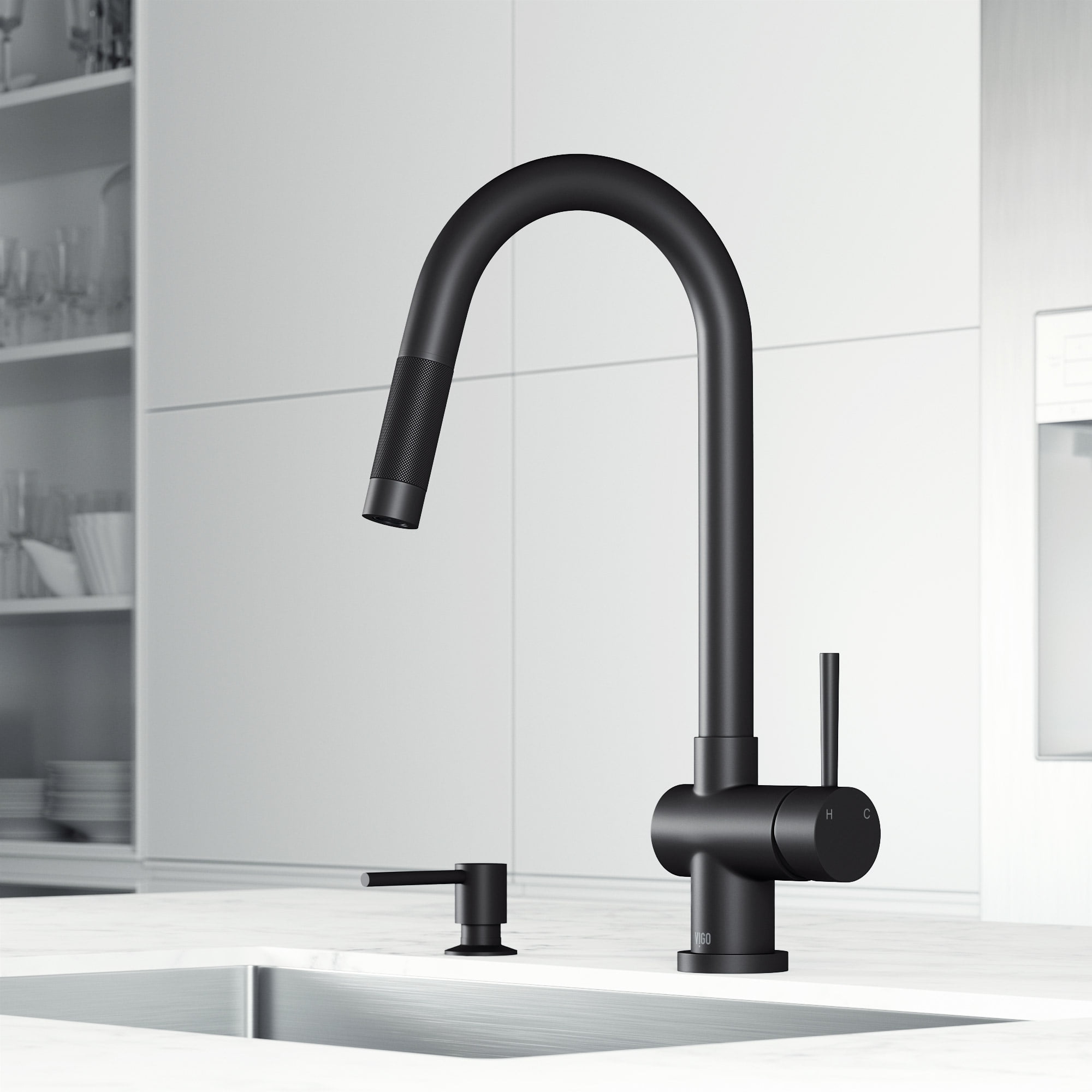 VIGO Kitchen Soap Dispenser in Matte Black