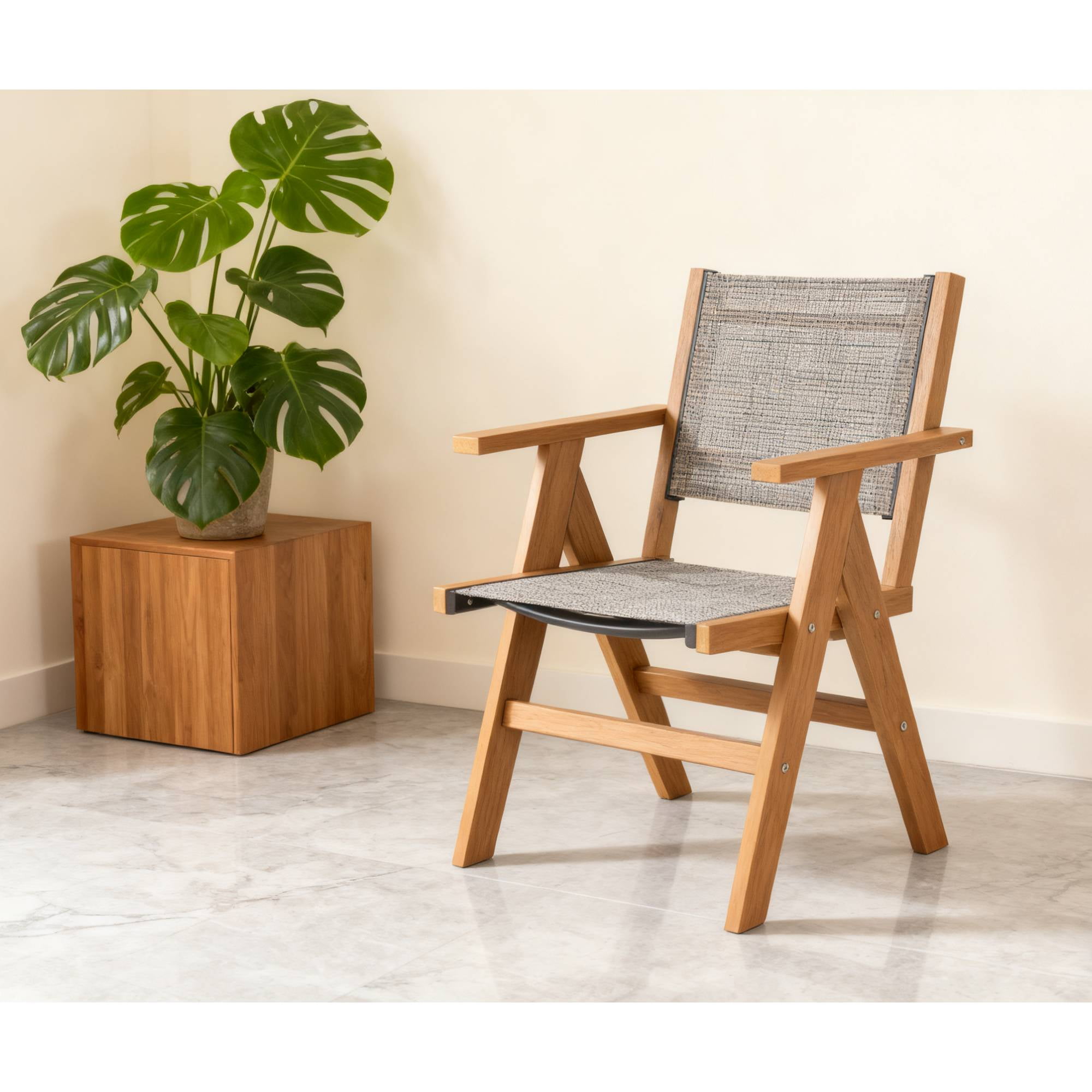 Relaxed Outdoor Dining Chair, Comfort Leisure Seat for Patio Brunch Garden Daily Outdoor Rest Moment, Brown