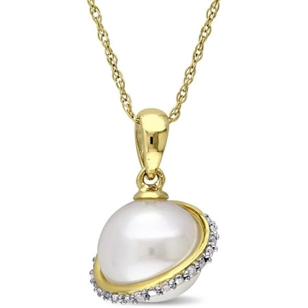 Miabella 9-9.5mm White Round Cultured Freshwater Pearl and Diamond-Accent 10kt Yellow Gold Fashion Pendant, 17
