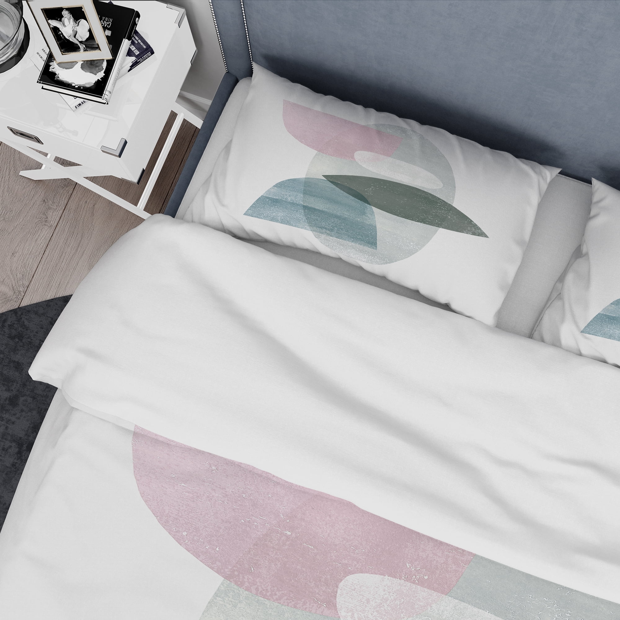 Designart 'Distressed Dream II' Geometric Duvet Cover Set