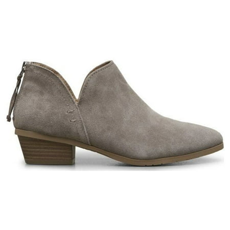 

Kenneth Cole Reaction Women s Side Skip Suede