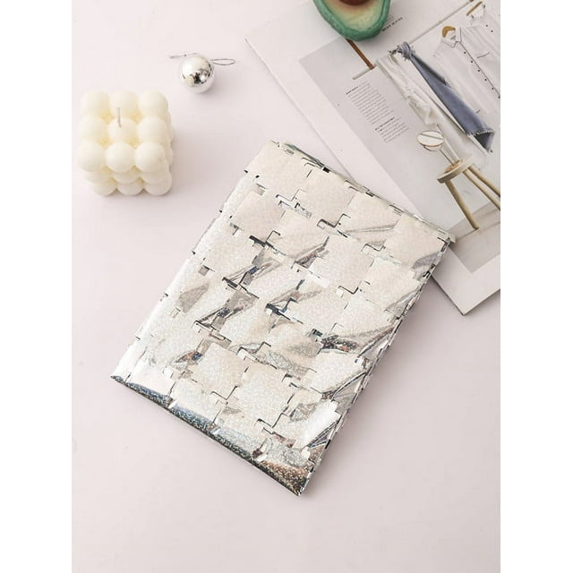 Nvzi Paquete de 5 cortinas de fondo de papel de aluminio con cuadrados pequeños de color plateado, 3,28 pies x 8,2 pies, decoración y suministros para fiestas