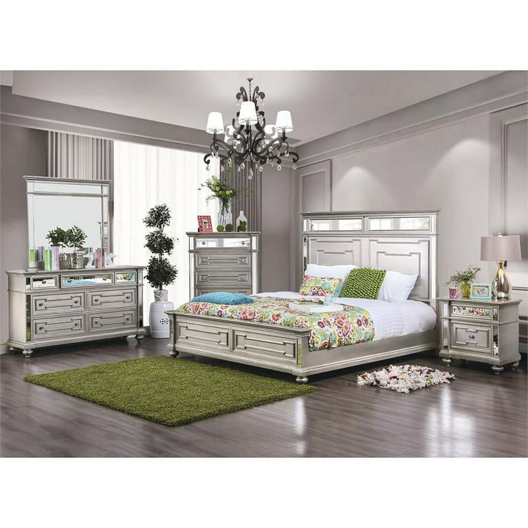 Furniture of America Farrah Transitional 7 Drawer Wood Dresser in Silver