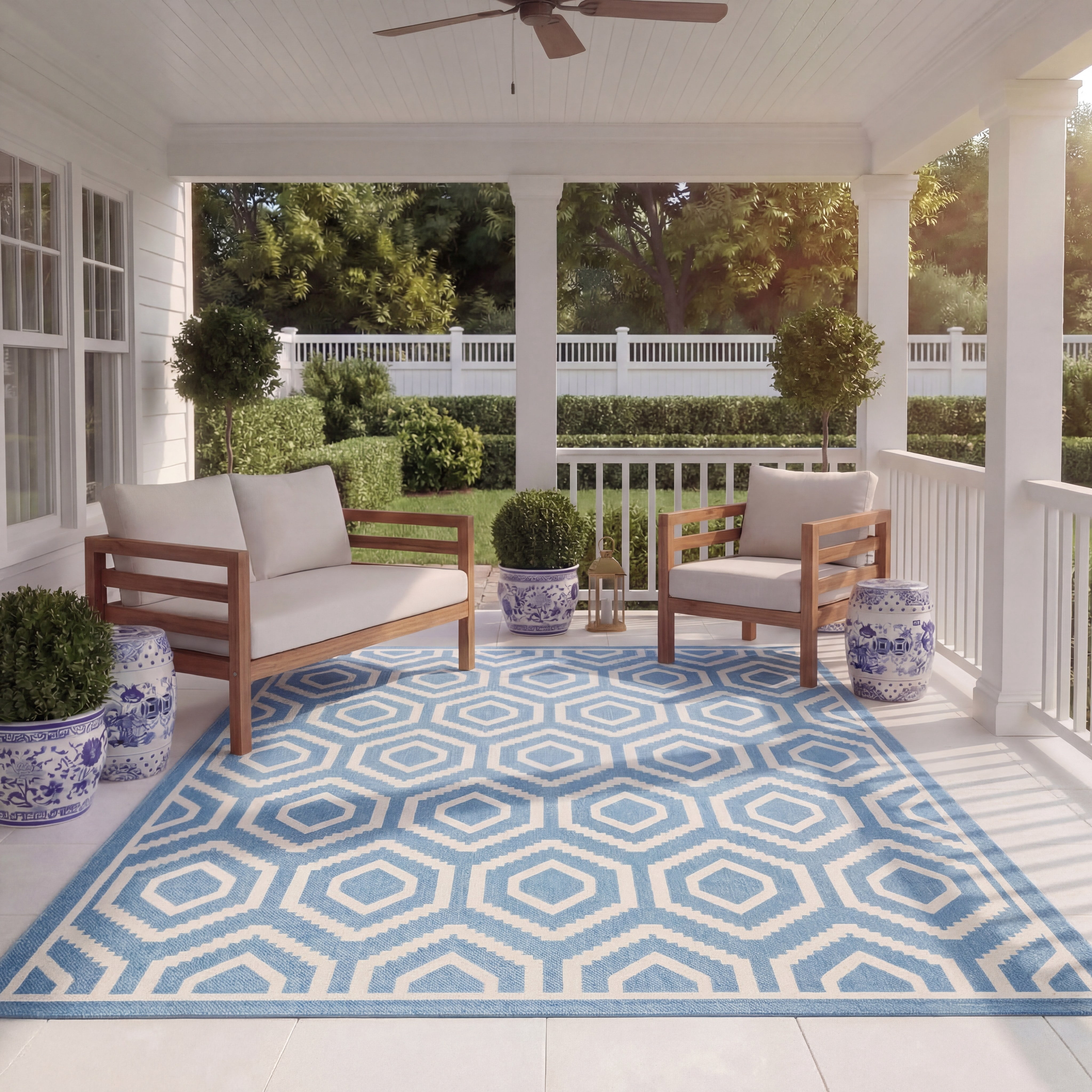 Safavieh Courtyard Amelia Geometric Indoor/Outdoor Area Rug, Blue/Beige, 7'10" x 7'10" Square