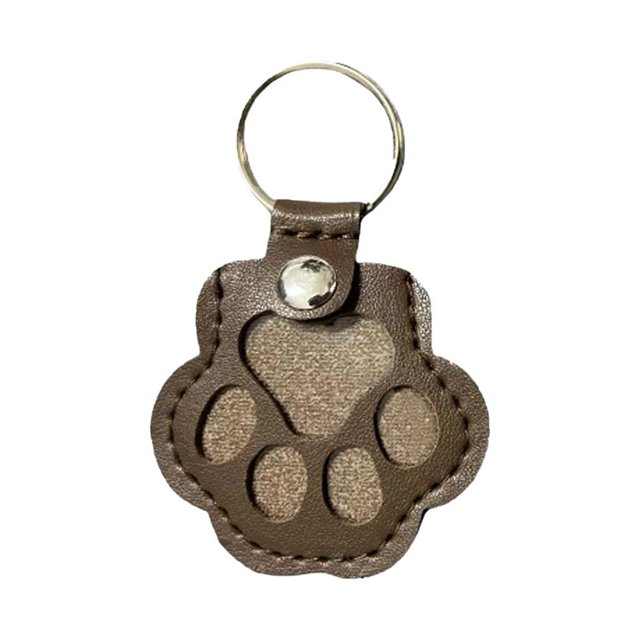 Creative Pet Hair Storage Keychain - Leather Charm for Cat & Dog Lovers - Portable & Cute Pendant