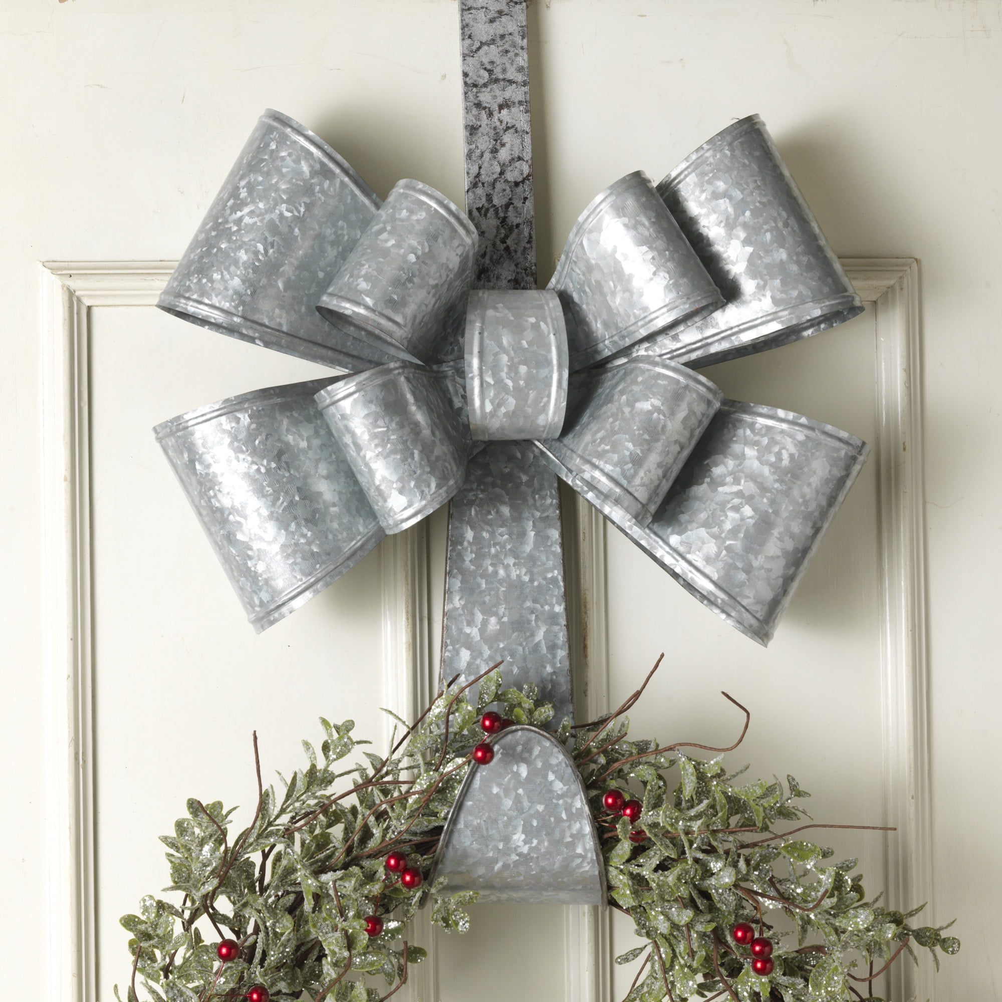 Gerson Silver Metal Christmas Holiday Door Wreath Hanger Decor