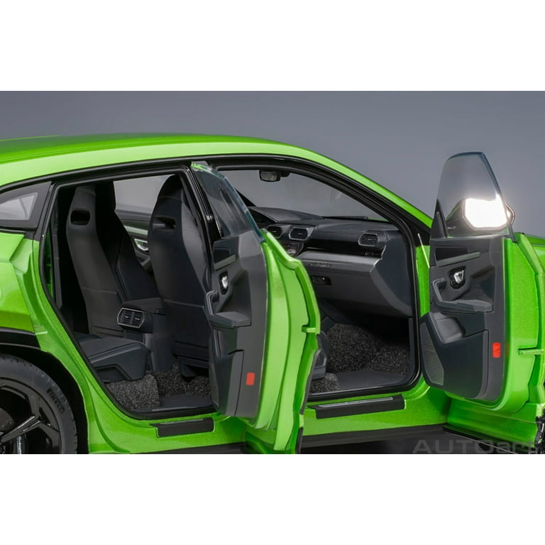 Autoart 79169 Lamborghini Urus Verde Selvans 1 by 18 Scale Autoart 79169 Lamborghini Urus Verde Selvans 1 by 18 Scale