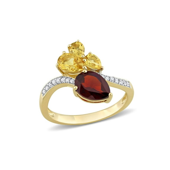 Gem & Harmony 2.02 Carat (Ctw) Garnet and Citrine Ring in 14K Yellow Gold for Women