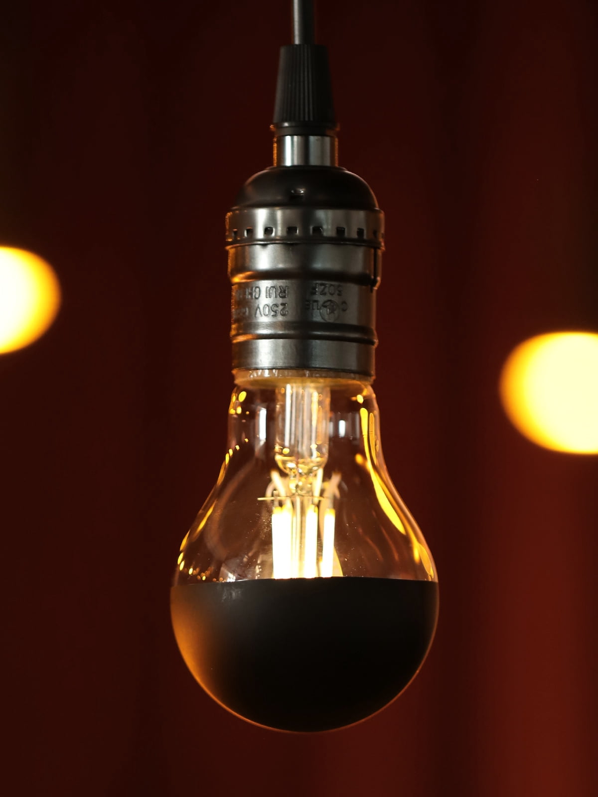 4 Pack A19 LED Dimmable Light Bulb, 4.5W(40W Eqv.), Half Chrome Anti Glare Bulbs, UL Listed, E26 Base, Decorative Black Dipped Vintage Edison Bulb, 3000K Warm White