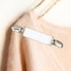 thumbnail image 2 of Blusa de mujer de moda con correas y cuello camisero, suéter, cárdigan con clip de aleación blanco, 2 of 9