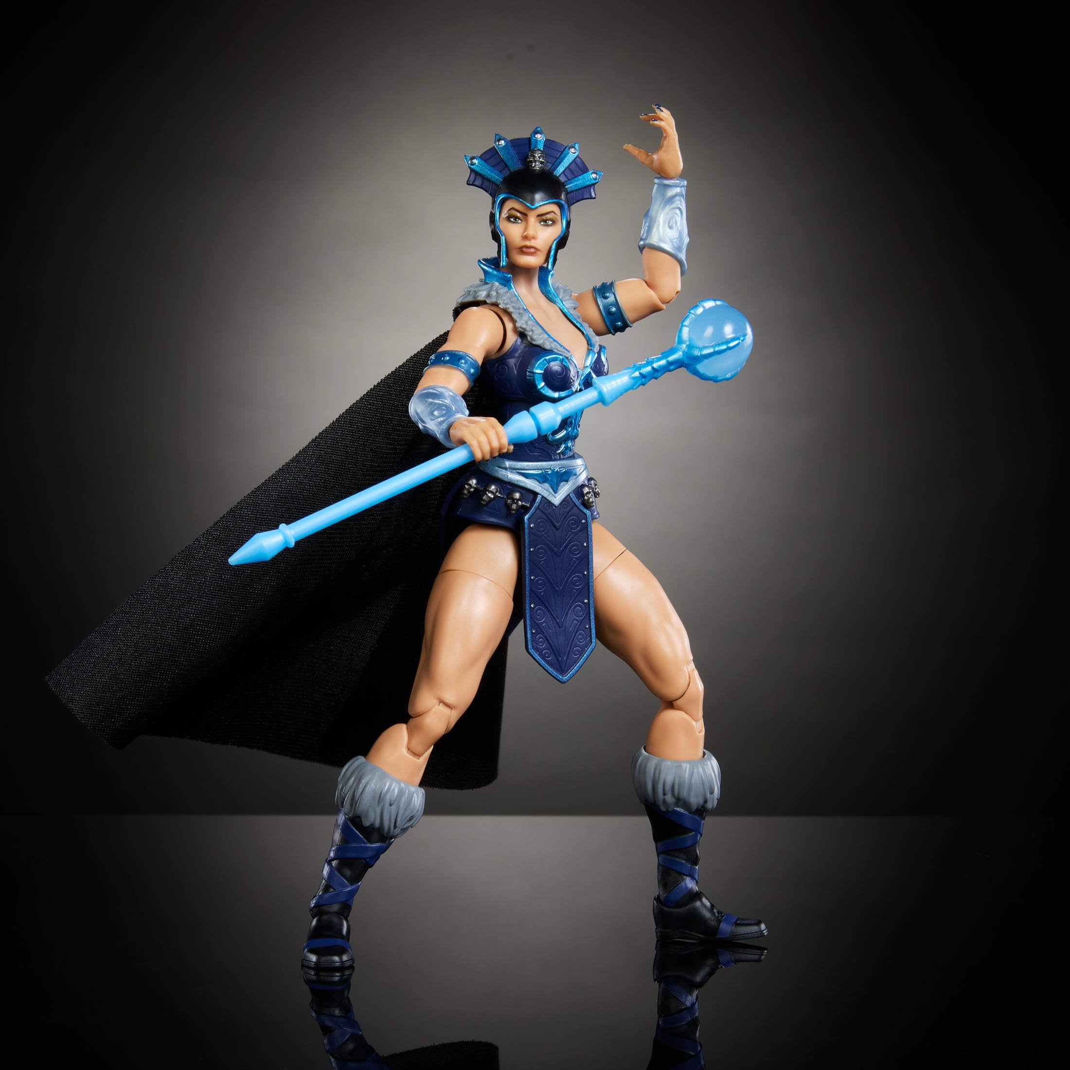 Masters of the Universe Masterverse New Eternia Evil-Lyn Action Figure, MOTU Toy, 30 Articulations