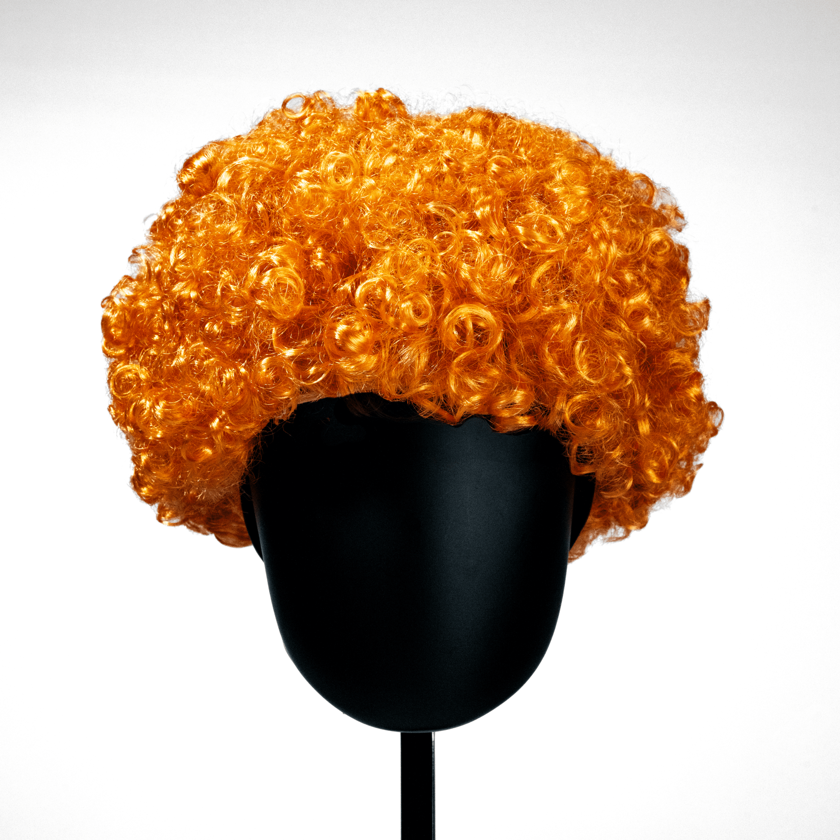 Ice Spice Baddie Kit, Crystal-Encrusted Munchkin Pendant, Orange Press-On Nails & Curly Orange Wig, S, 3-Piece