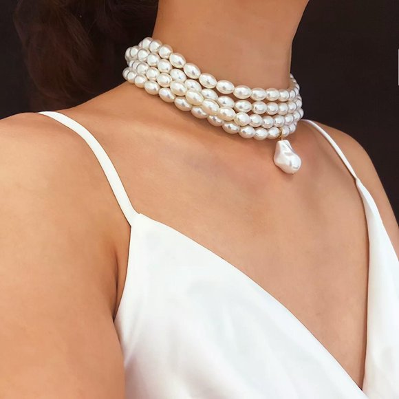 HOOUN Collier Vintage Élégant pour Femmes Perles Multicouche Blanc Faux Haut de Gamme Ras du Cou 2052