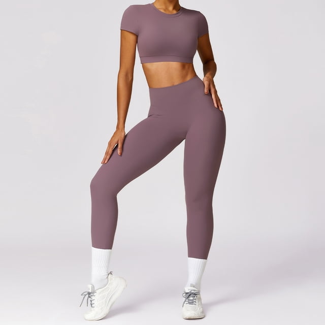 Ropa de yoga cepillada de primavera, ropa deportiva ajustada para correr y ropa deportiva de secado rápido para uso externo.