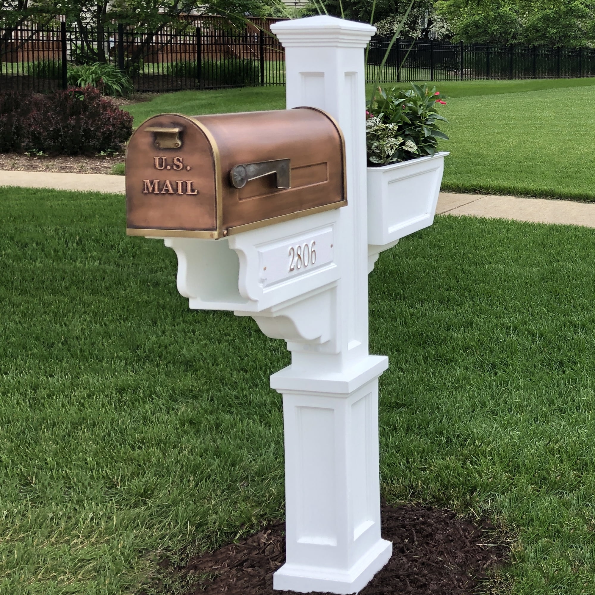 Mayne Signature Plus Mailbox Arm Mount Black Plastic Mailbox Post