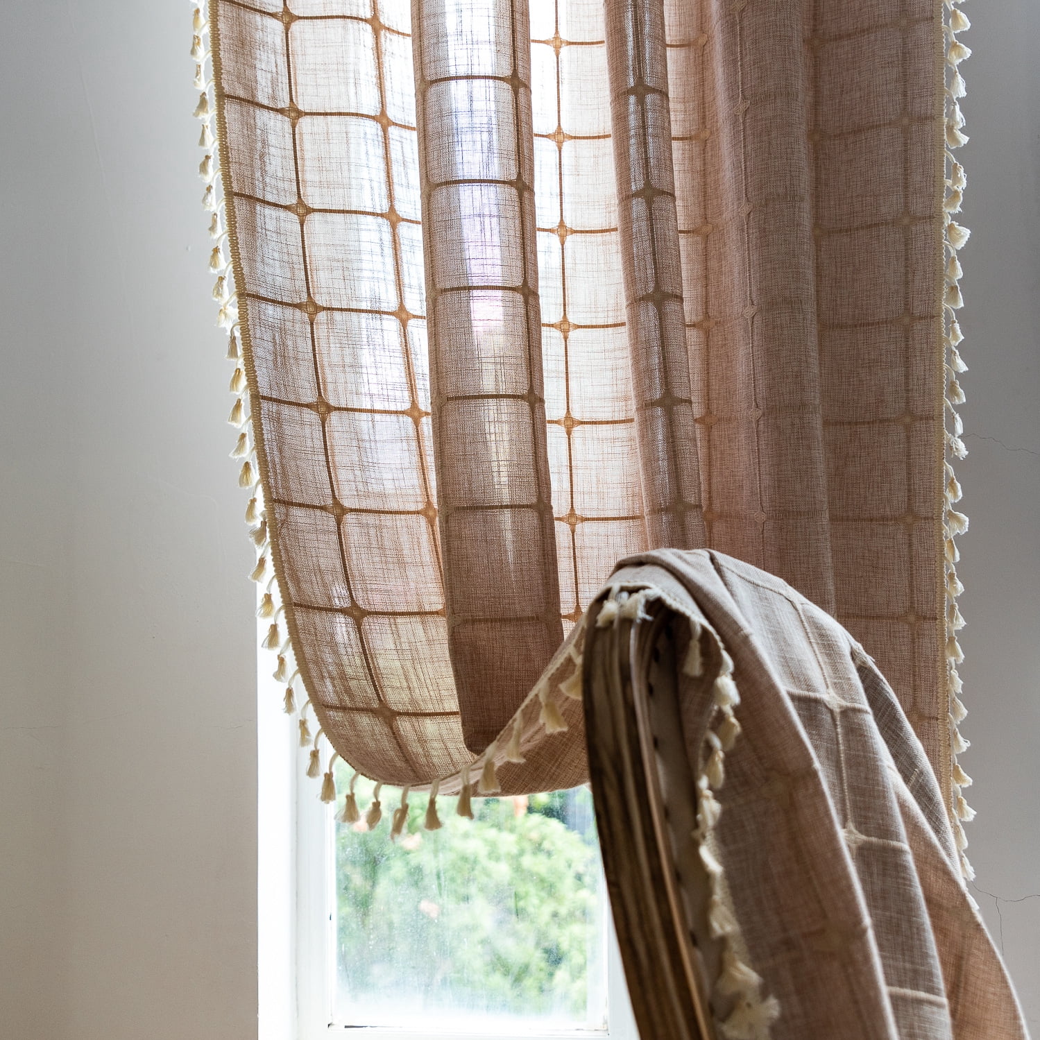 AIGIA Farmhouse Semi-Blackout Window Curtain 1 Panel Cotton Linen Curtains with Tassel Rod Pocket Window Drapes for Dining Living Bedroom