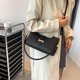 thumbnail image 3 of Bolso de Hombro para Mujer, Bolso de Hombro de Pu Suave, Bolso Cruzado de Gran Capacidad de color Puro, Bolso de Mano para Citas y Compras, 3 of 4
