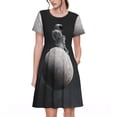 thumbnail image 1 of Fotbe Astronaut Sitting On Mercury Planet Vestido Largo de Moda para Mujer, Vestido Tipo Camiseta con Manga Corta y Estilo Casual a Rayas y Bloques de Color, 1 of 6