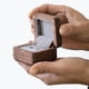 thumbnail image 4 of Caja de madera para anillos, hecha a mano, para regalo de cumpleaños, propuesta de matrimonio o ceremonia. Ranura única, 4 of 9