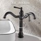 thumbnail image 4 of Grifo de lavabo giratorio de 360°, estilo retro clásico, construcción de latón macizo, grifo de baño vintage negro, 4 of 5