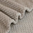 thumbnail image 3 of RYRDWP Soft Warm Bed Blanket Plaid Fleece Large Mesh Flannel Blankets Thick, 3 of 3