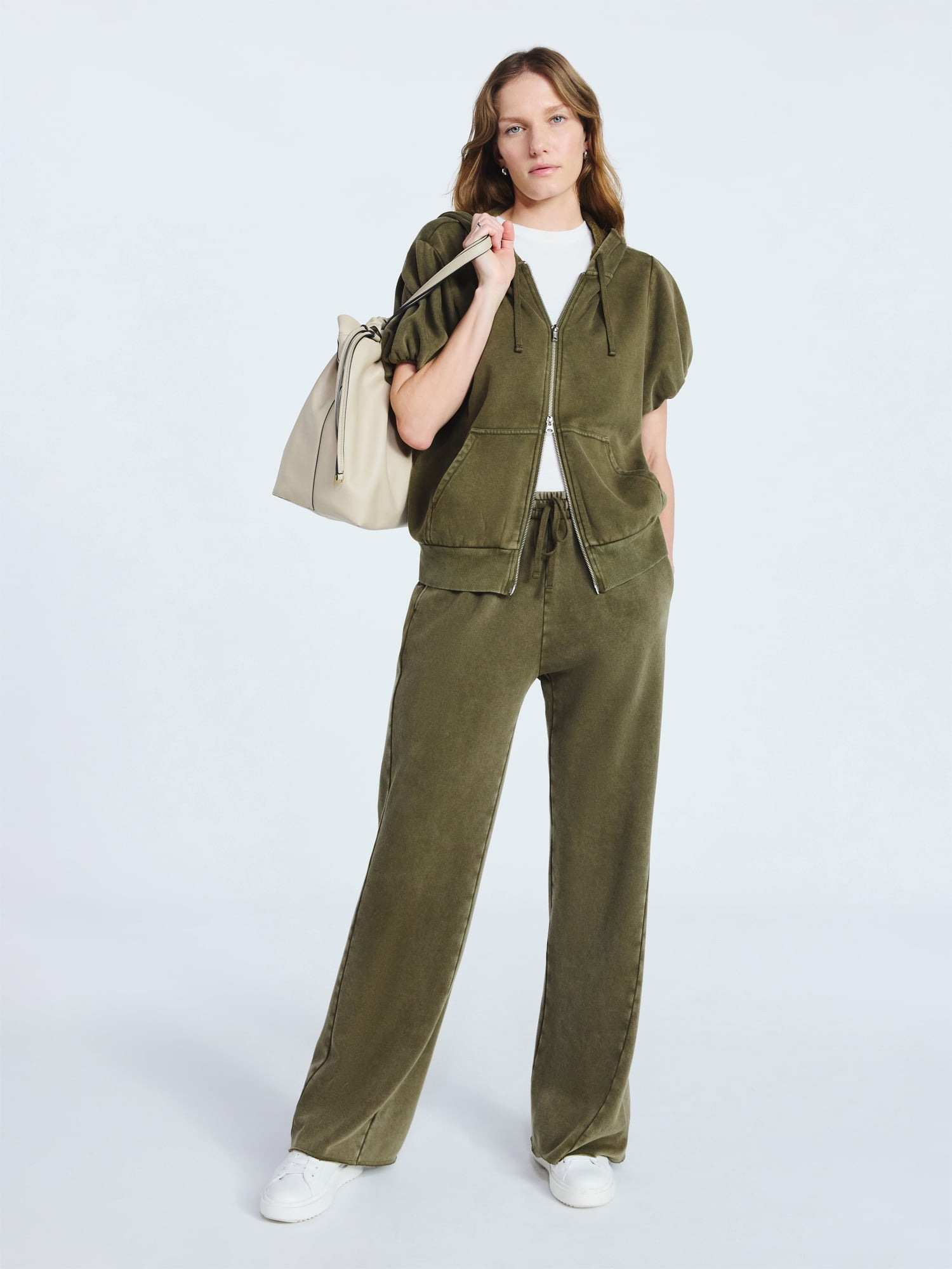 Scoop Women’s and Women's Plus Mineral Washed Fleece Flare Leg Sweatpants, Sizes XS-4X