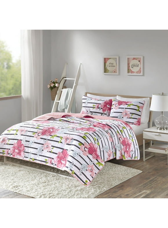 Quilt Sets in Quilts