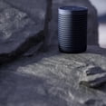 thumbnail image 4 of Bang & Olufsen Beosound Explore - Altavoz Bluetooth portátil inalámbrico para exteriores, IP 67 a prueba de polvo y agua, Azul marino, 4 of 5