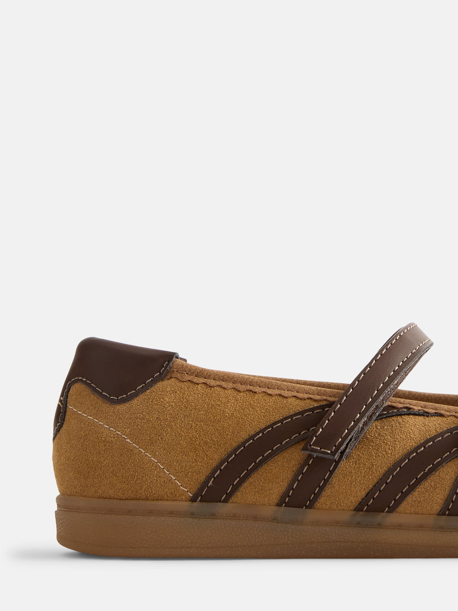 No Boundaries Women’s Strappy Ballet Sneakers