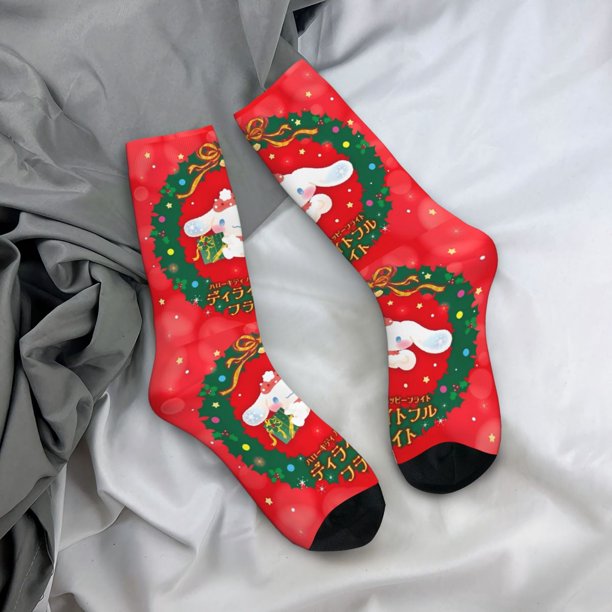 Calcetines navideños Sanrio de invierno Kuromi Cinnamoroll Hello Kitty My Melody Medias divertidas para hombre Calcetines medianos suaves Calcetines antideslizantes para correr