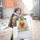 thumbnail image 5 of Bolsa de compras reutilizable de malla con estampado de corazón, bolsa de punto para verduras y frutas, 5 of 6