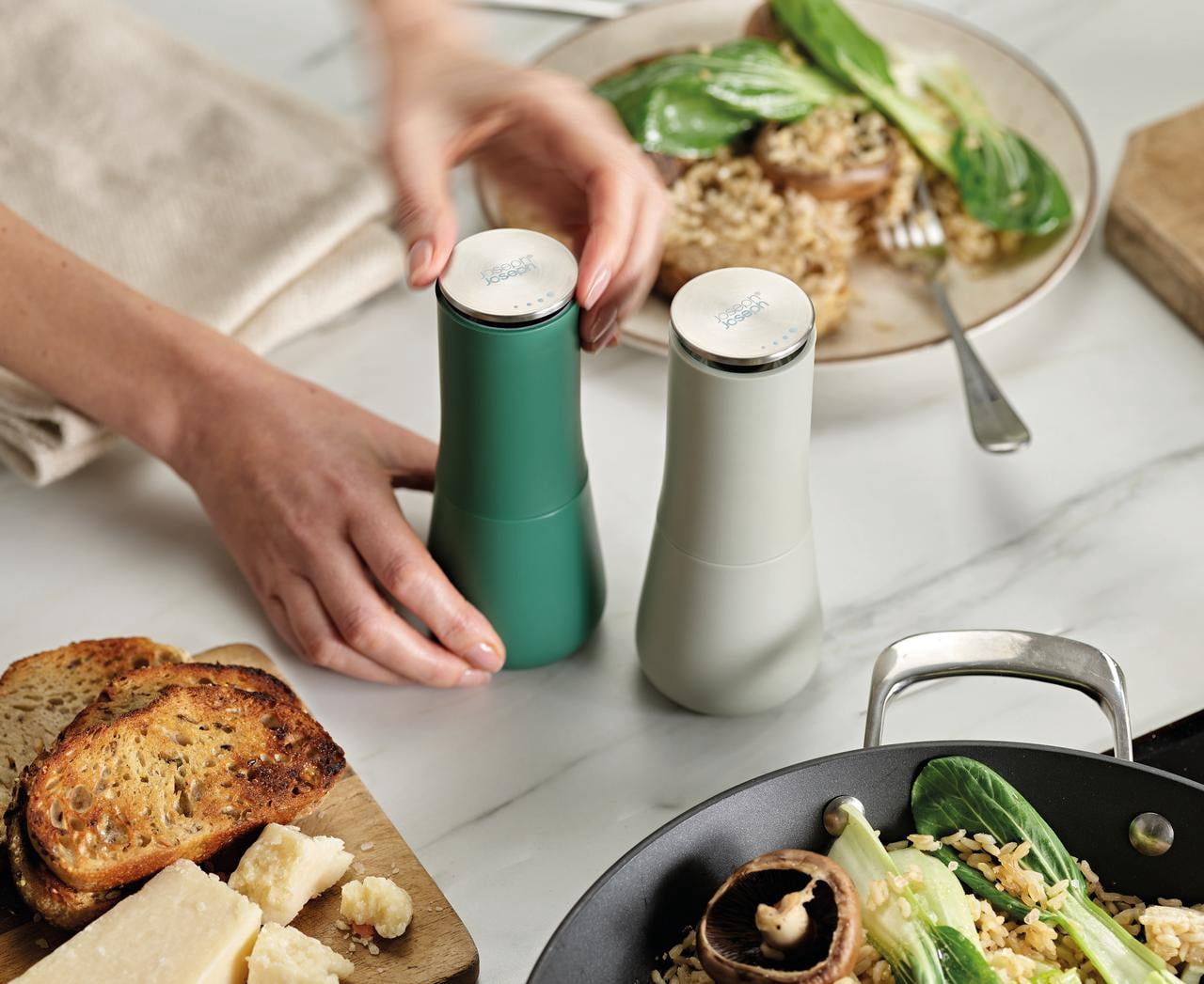 Joseph Joseph Milltop Salt and Pepper Grinder Set, Adjustable Grinding Size