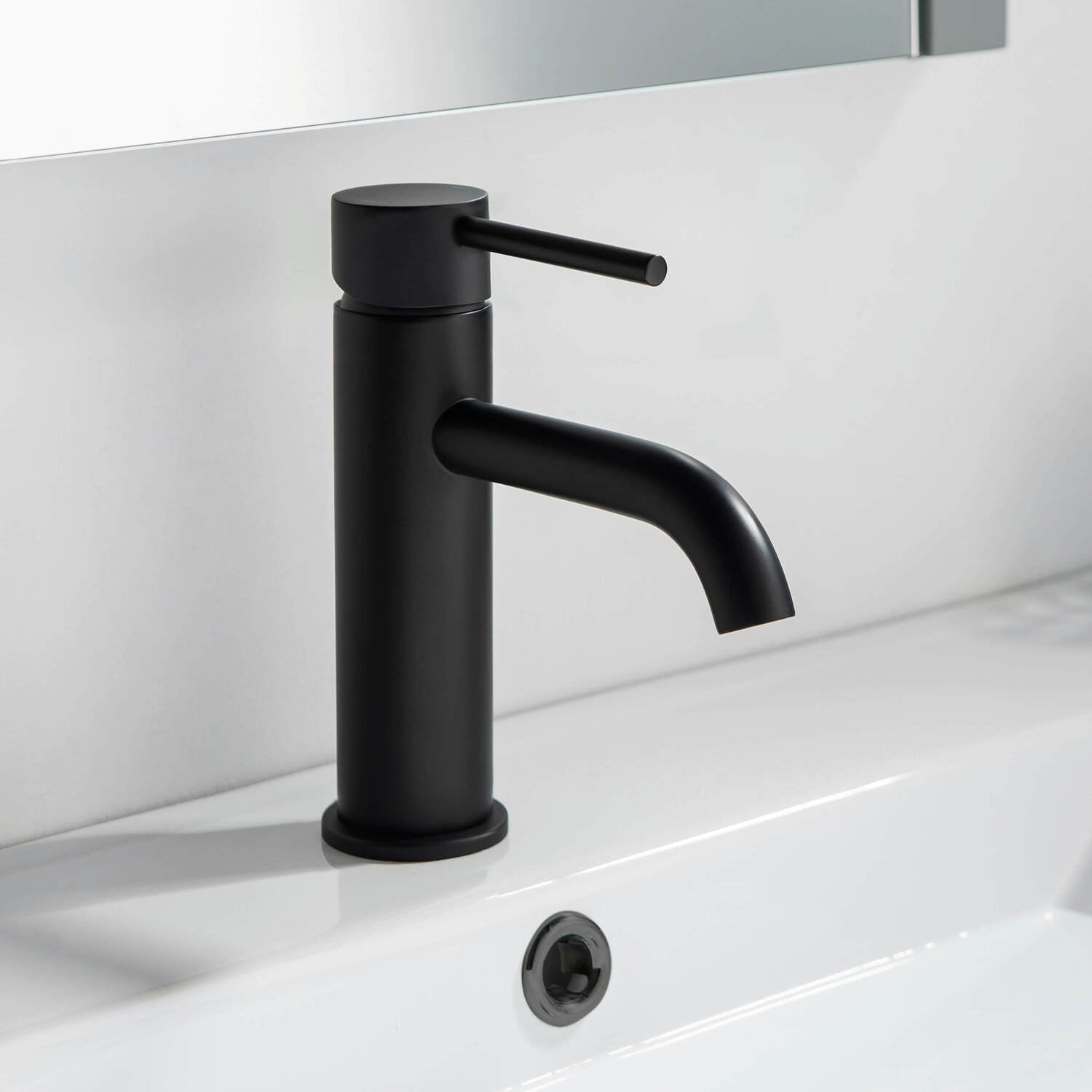 Kibi Single Handle Bathroom Sink Faucet with Pop Up Drain